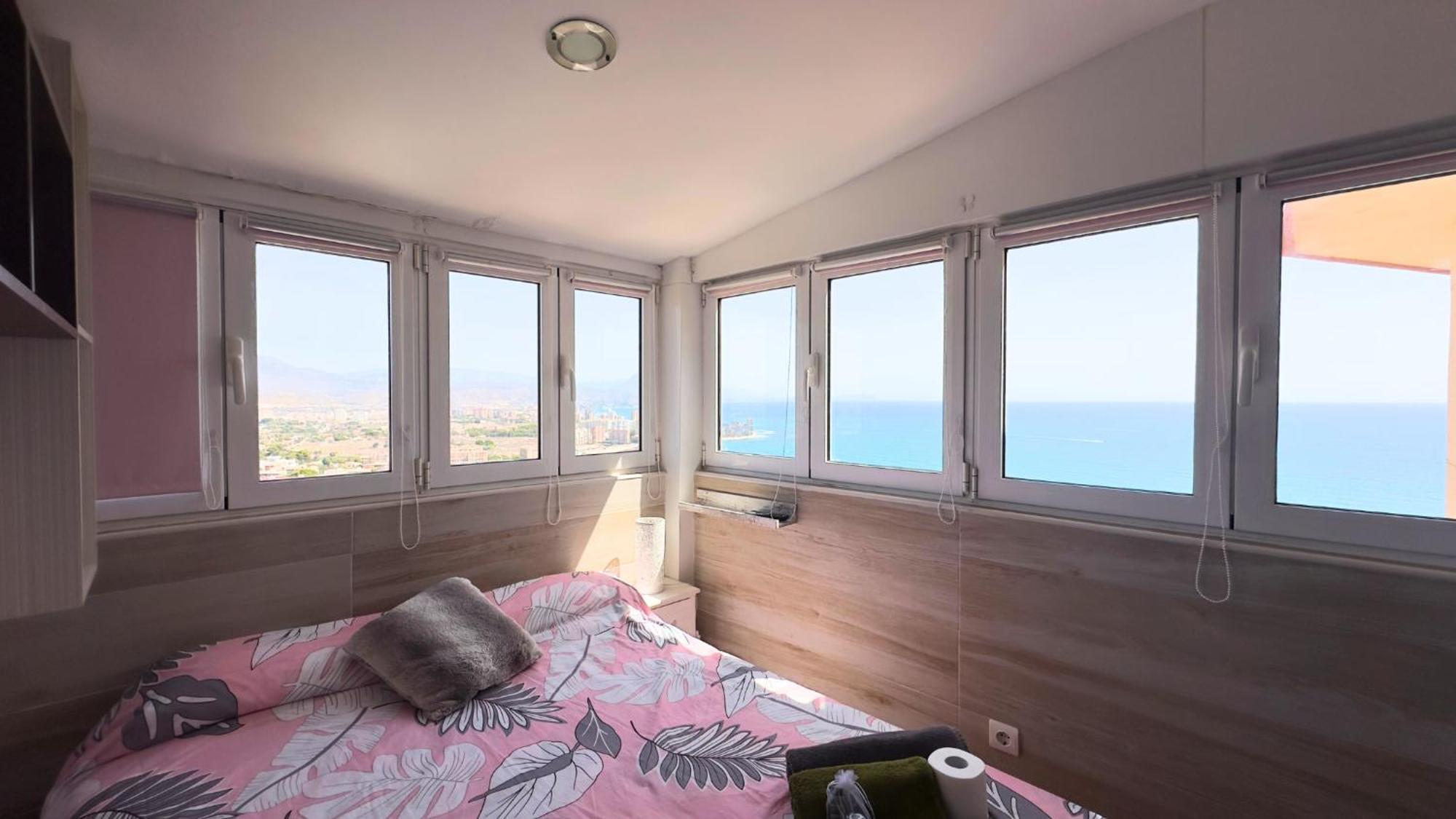 Atico A 50M Del Mar. Parking Gratis. A/C Apartman El Campello Kültér fotó