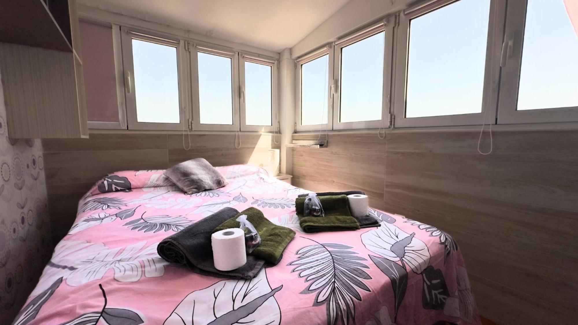 Atico A 50M Del Mar. Parking Gratis. A/C Apartman El Campello Kültér fotó