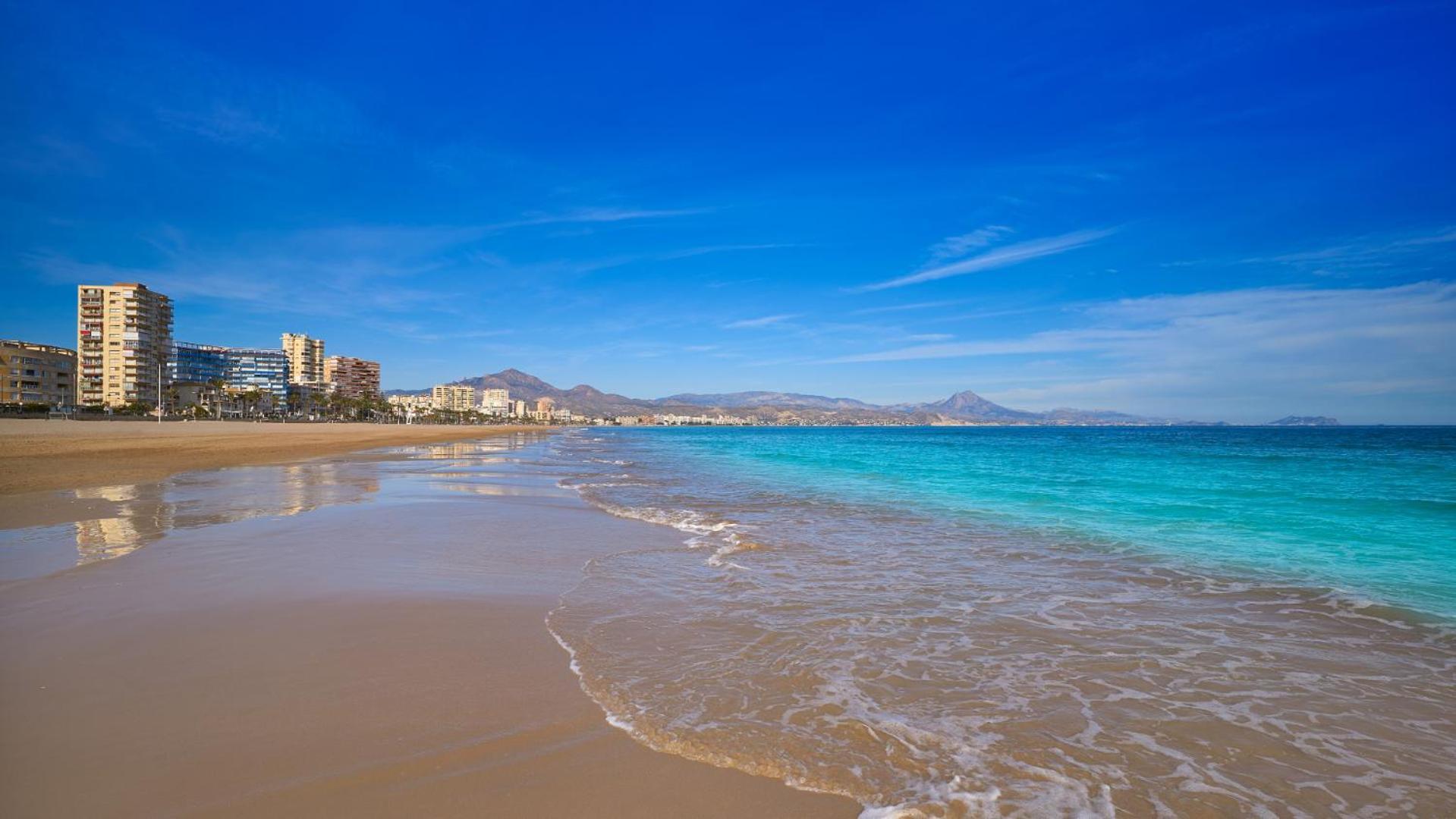 Atico A 50M Del Mar. Parking Gratis. A/C Apartman El Campello Kültér fotó