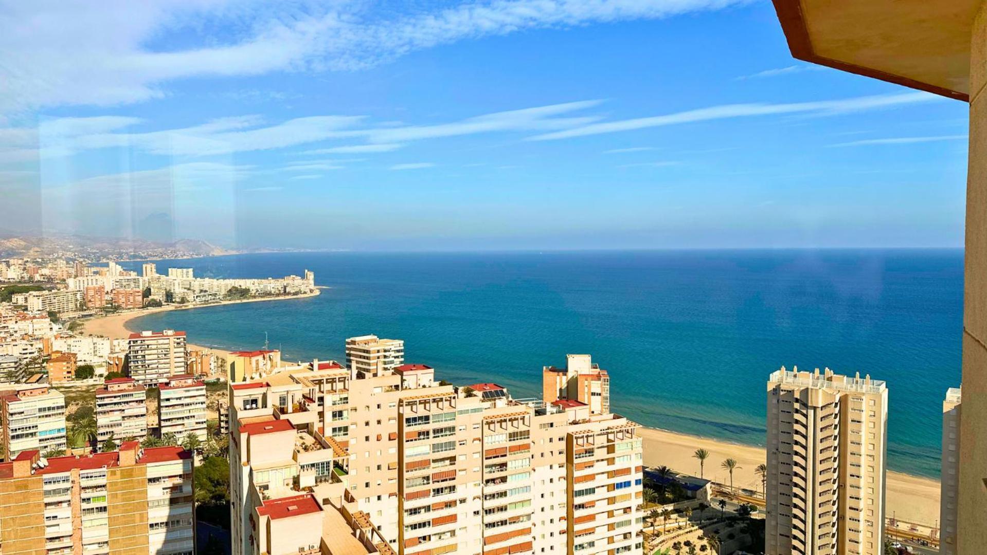 Atico A 50M Del Mar. Parking Gratis. A/C Apartman El Campello Kültér fotó