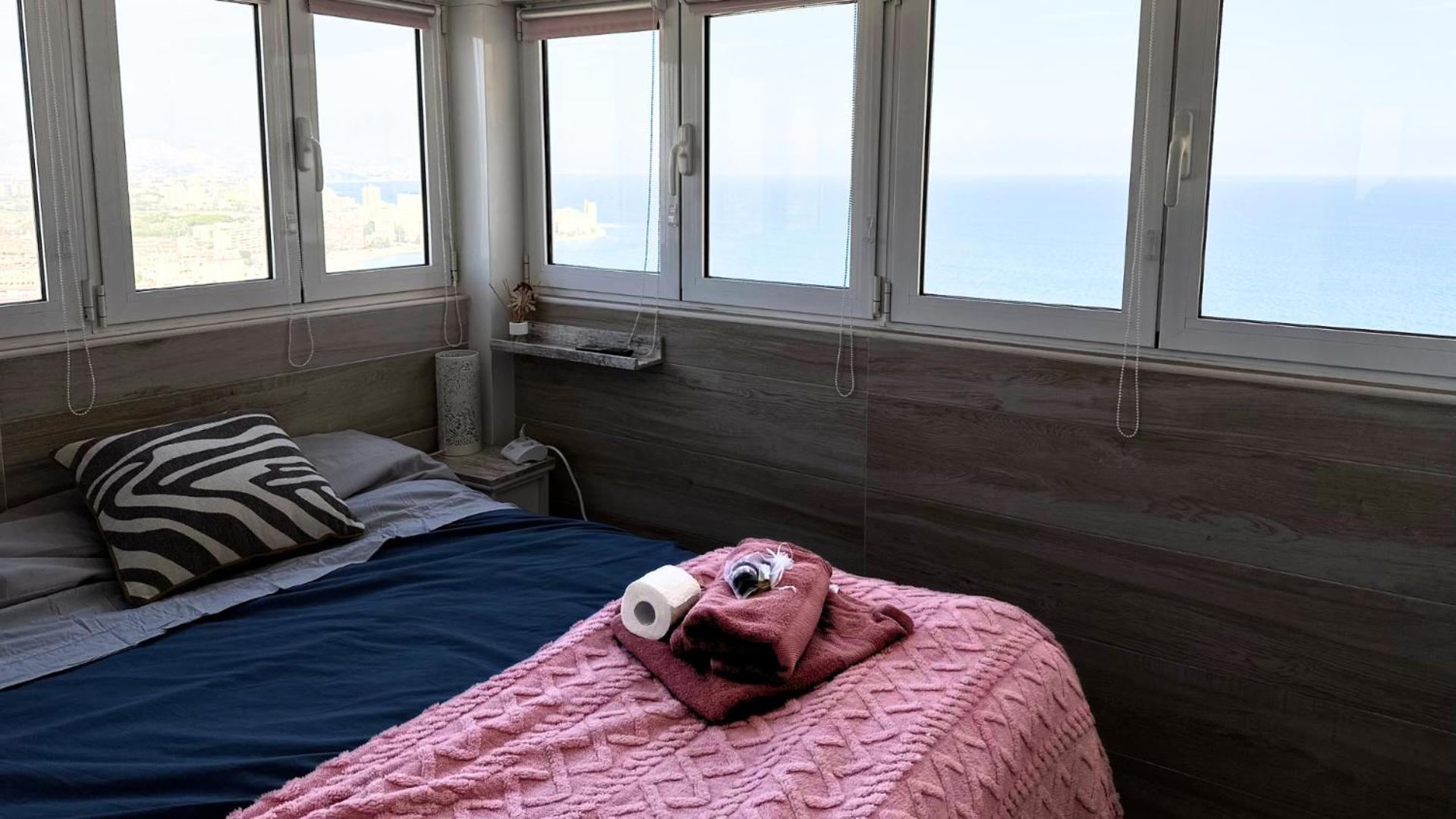 Atico A 50M Del Mar. Parking Gratis. A/C Apartman El Campello Kültér fotó